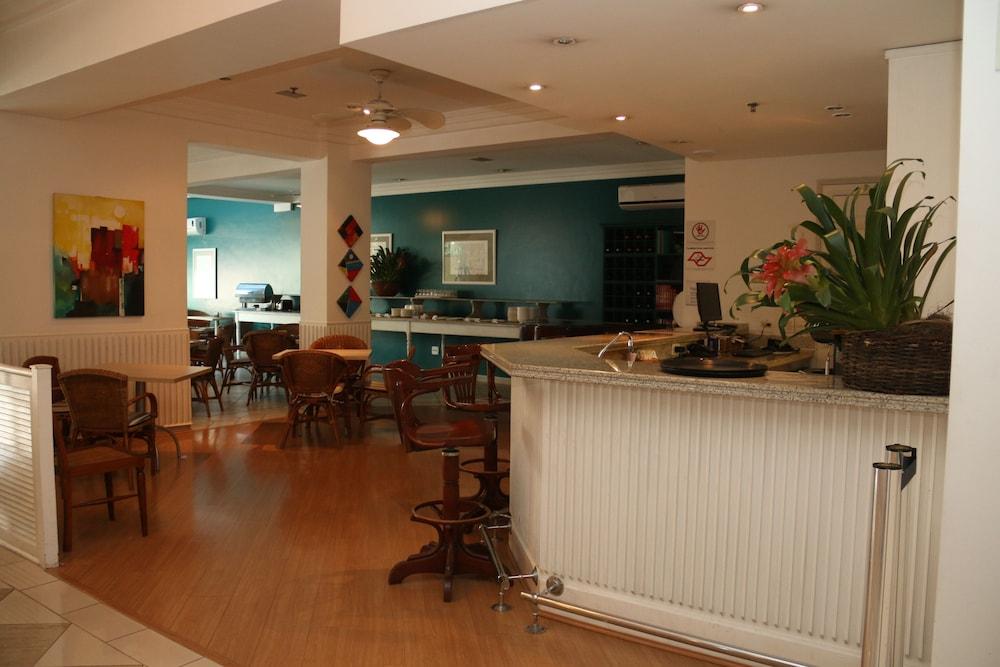 קמפינאס Vitoria Hotel Residence Newport מראה חיצוני תמונה